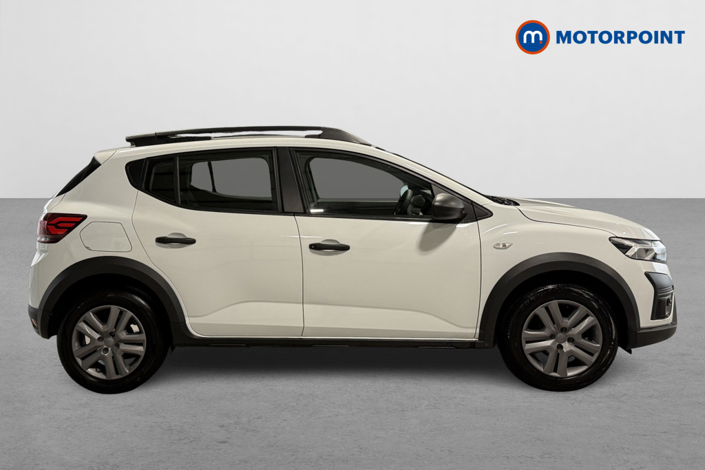 Dacia Sandero Stepway Essential Manual Petrol Hatchback - Stock Number (1567467) - Drivers side