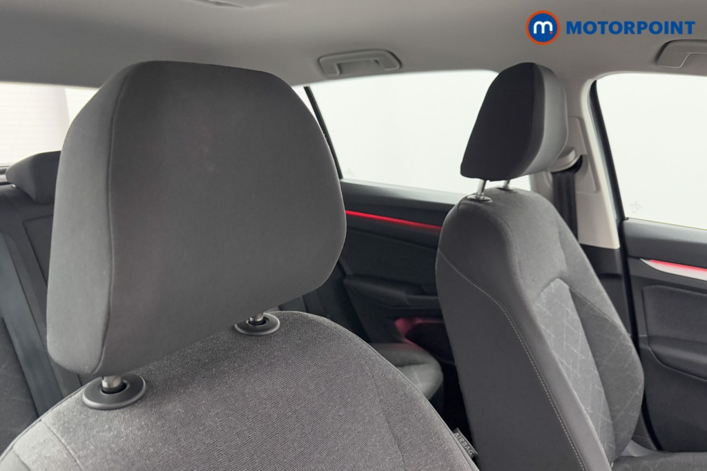 Volkswagen Golf Life Automatic Diesel Hatchback - Stock Number (1570127) - 21st supplementary image