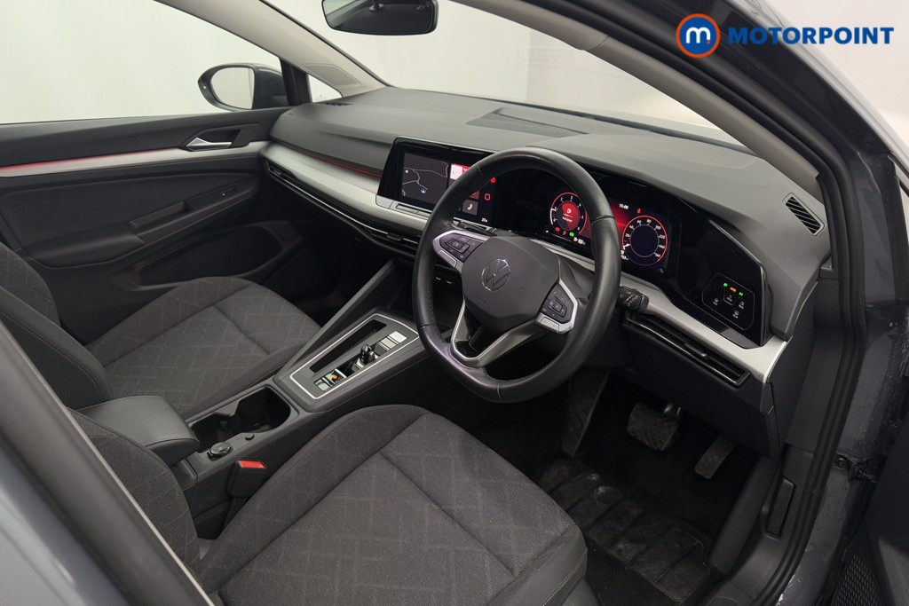 Volkswagen Golf Life Automatic Diesel Hatchback - Stock Number (1570127) - 1st supplementary image