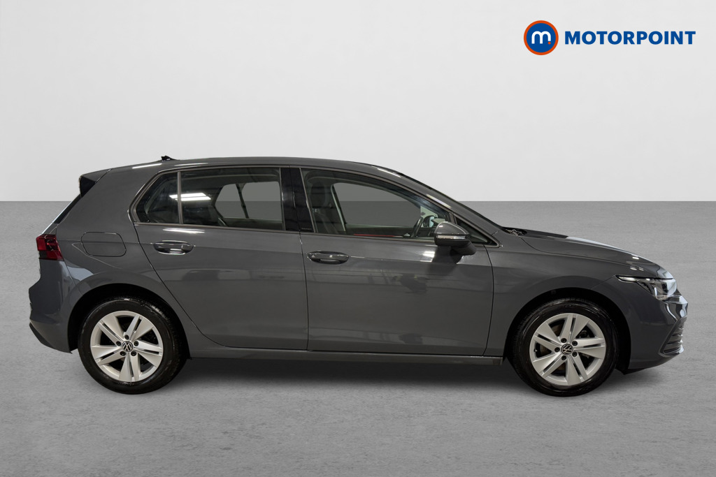 Volkswagen Golf Life Automatic Diesel Hatchback - Stock Number (1570127) - Drivers side