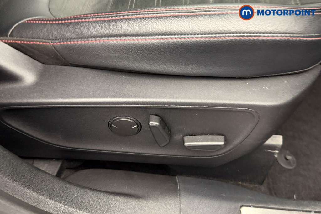 Ford Kuga St-Line X Automatic Diesel SUV - Stock Number (1571681) - 17th supplementary image