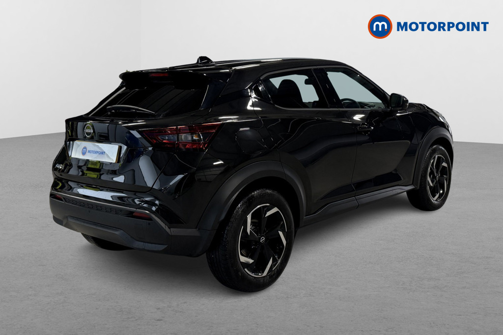 Nissan Juke N-Connecta Automatic Petrol SUV - Stock Number (1572645) - Drivers side rear corner