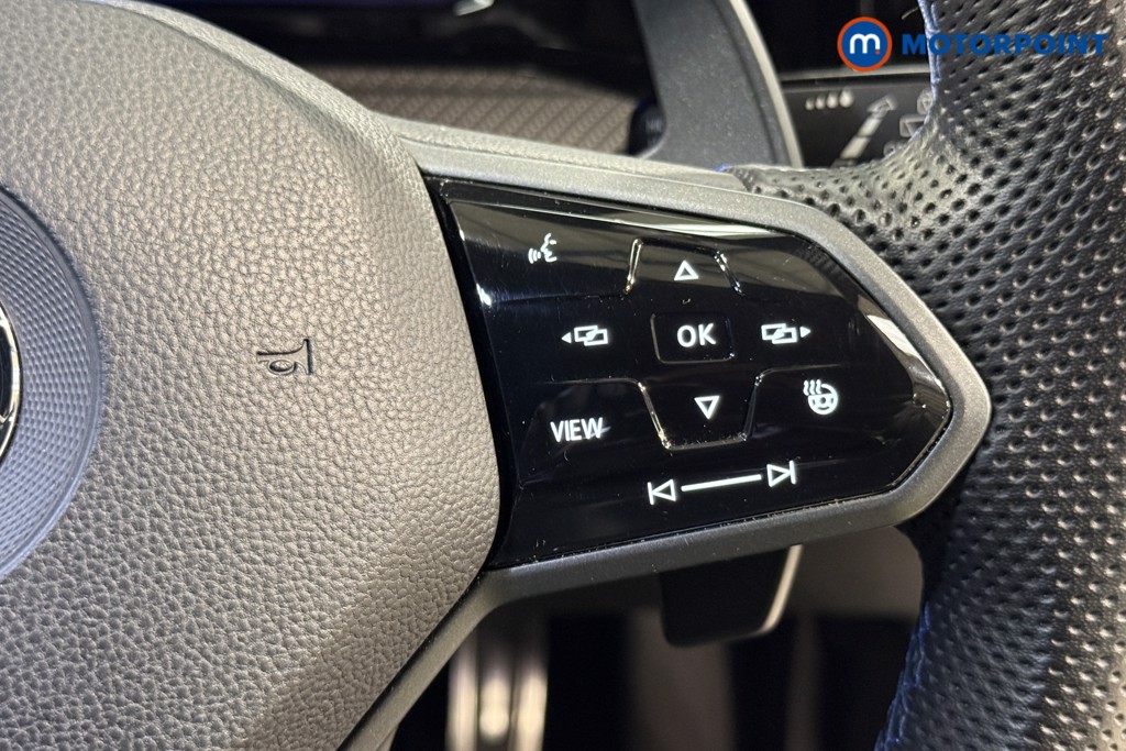 Volkswagen Golf R Automatic Petrol Hatchback - Stock Number (1573034) - 5th supplementary image