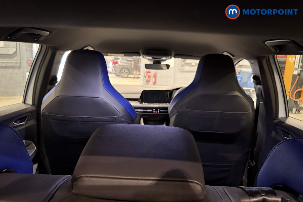 Volkswagen Golf R Automatic Petrol Hatchback - Stock Number (1573034) - 37th supplementary image
