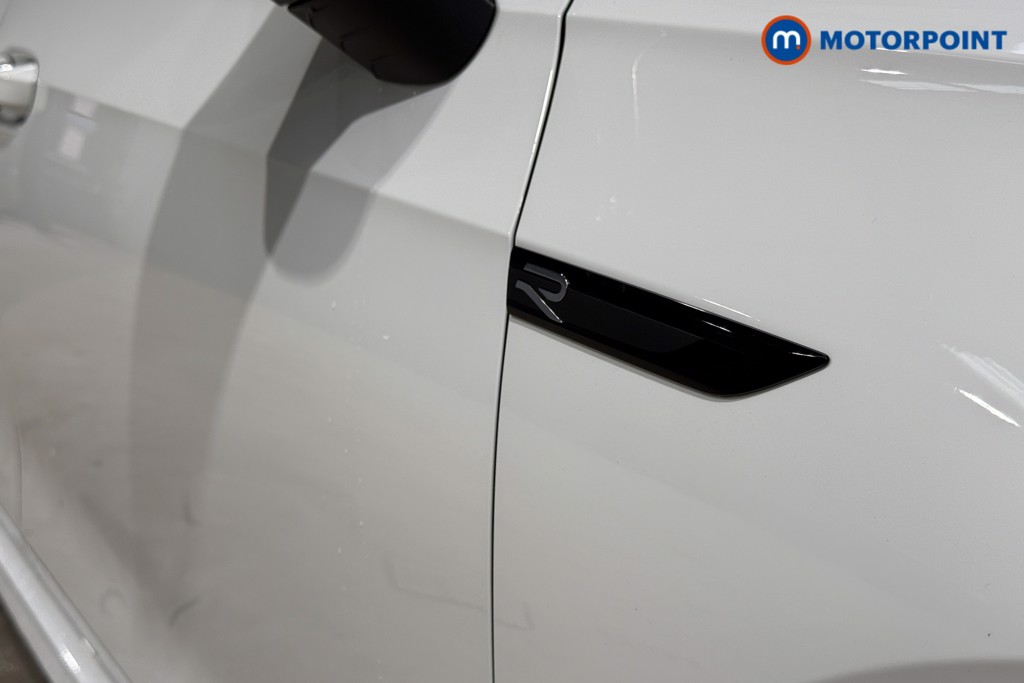 Volkswagen Golf R Automatic Petrol Hatchback - Stock Number (1573034) - 47th supplementary image