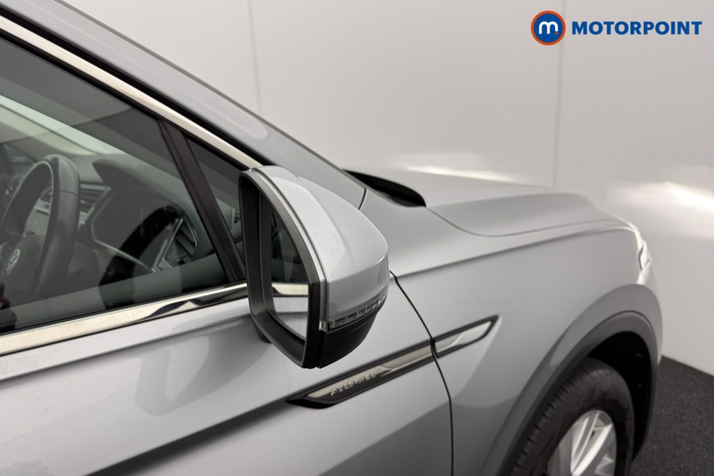 Volkswagen Tiguan Allspace Life Automatic Diesel SUV - Stock Number (1573464) - 19th supplementary image