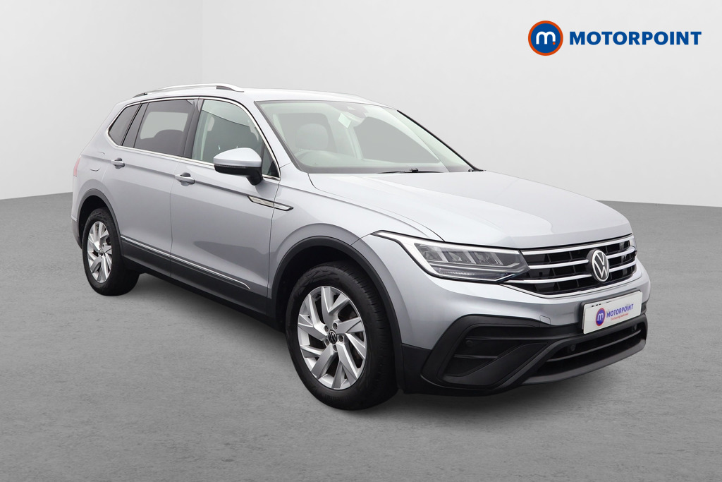 Volkswagen Tiguan Allspace Life Automatic Diesel SUV - Stock Number (1573464) - Drivers side front corner