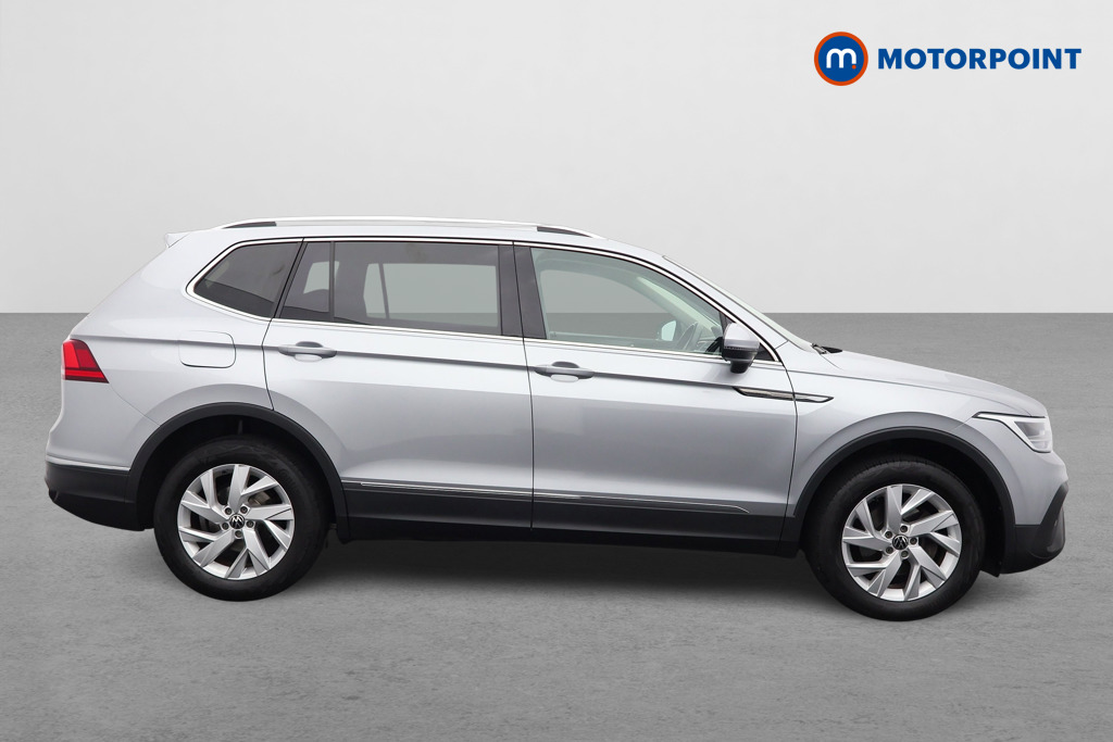 Volkswagen Tiguan Allspace Life Automatic Diesel SUV - Stock Number (1573464) - Drivers side
