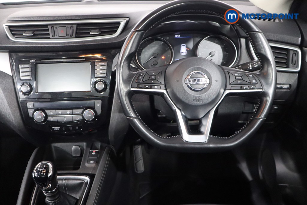 Nissan Qashqai N-Connecta Manual Petrol SUV - Stock Number (1573927) - 3rd supplementary image