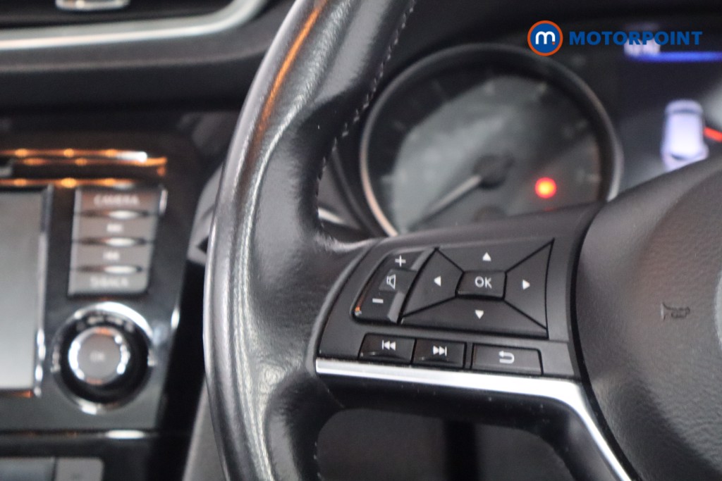 Nissan Qashqai N-Connecta Manual Petrol SUV - Stock Number (1573927) - 7th supplementary image