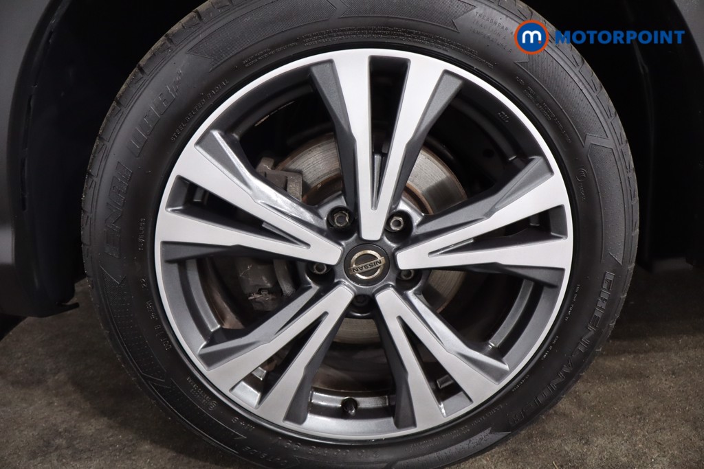 Nissan Qashqai N-Connecta Manual Petrol SUV - Stock Number (1573927) - 12th supplementary image