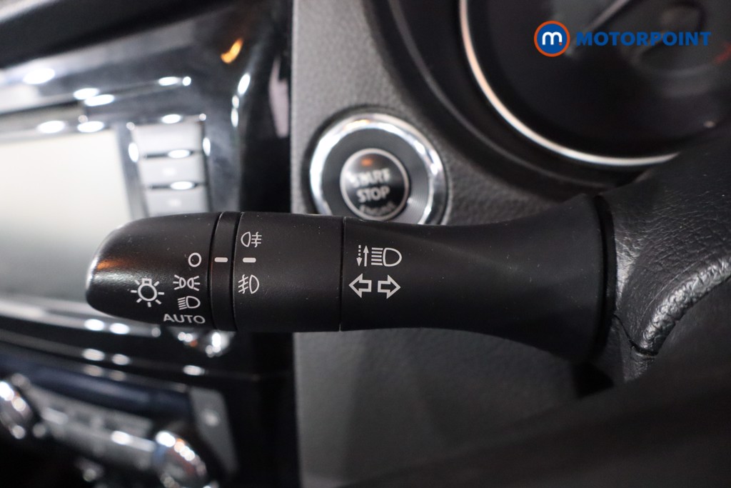 Nissan Qashqai N-Connecta Manual Petrol SUV - Stock Number (1573927) - 18th supplementary image