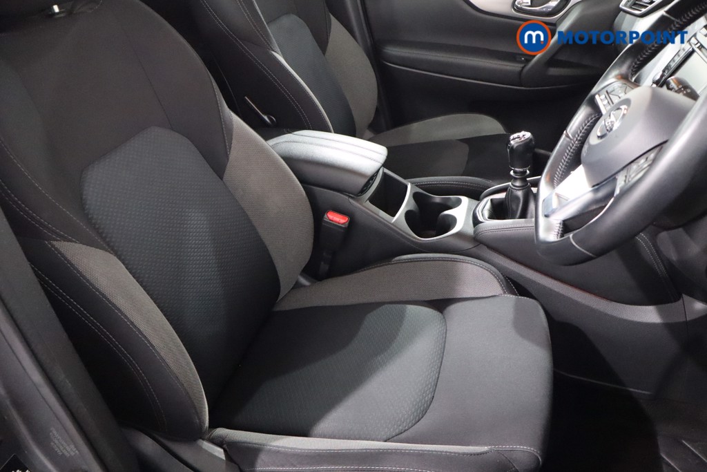Nissan Qashqai N-Connecta Manual Petrol SUV - Stock Number (1573927) - 22nd supplementary image