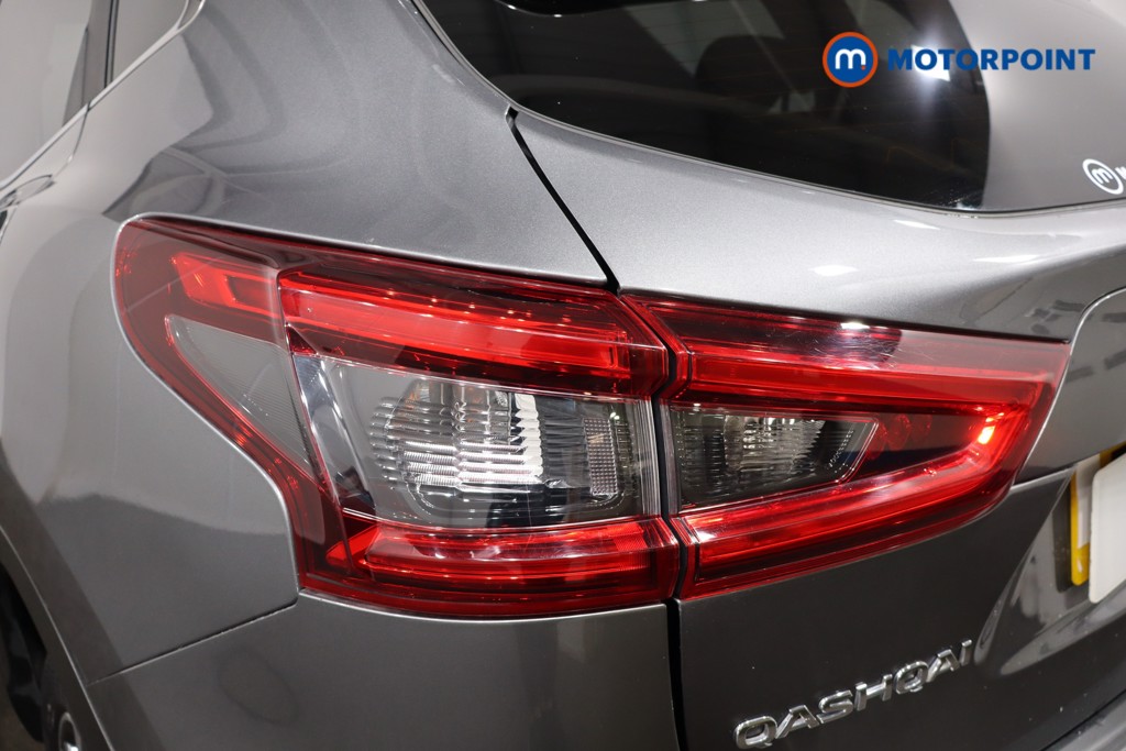 Nissan Qashqai N-Connecta Manual Petrol SUV - Stock Number (1573927) - 34th supplementary image