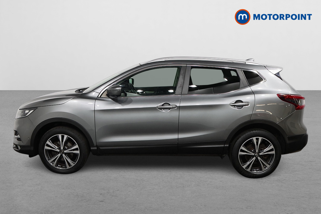Nissan Qashqai N-Connecta Manual Petrol SUV - Stock Number (1573927) - Passenger side