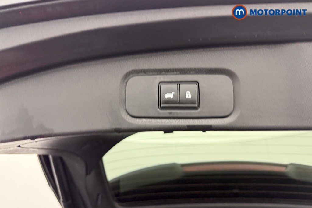 Nissan Qashqai Tekna Automatic Petrol SUV - Stock Number (1574672) - 23rd supplementary image