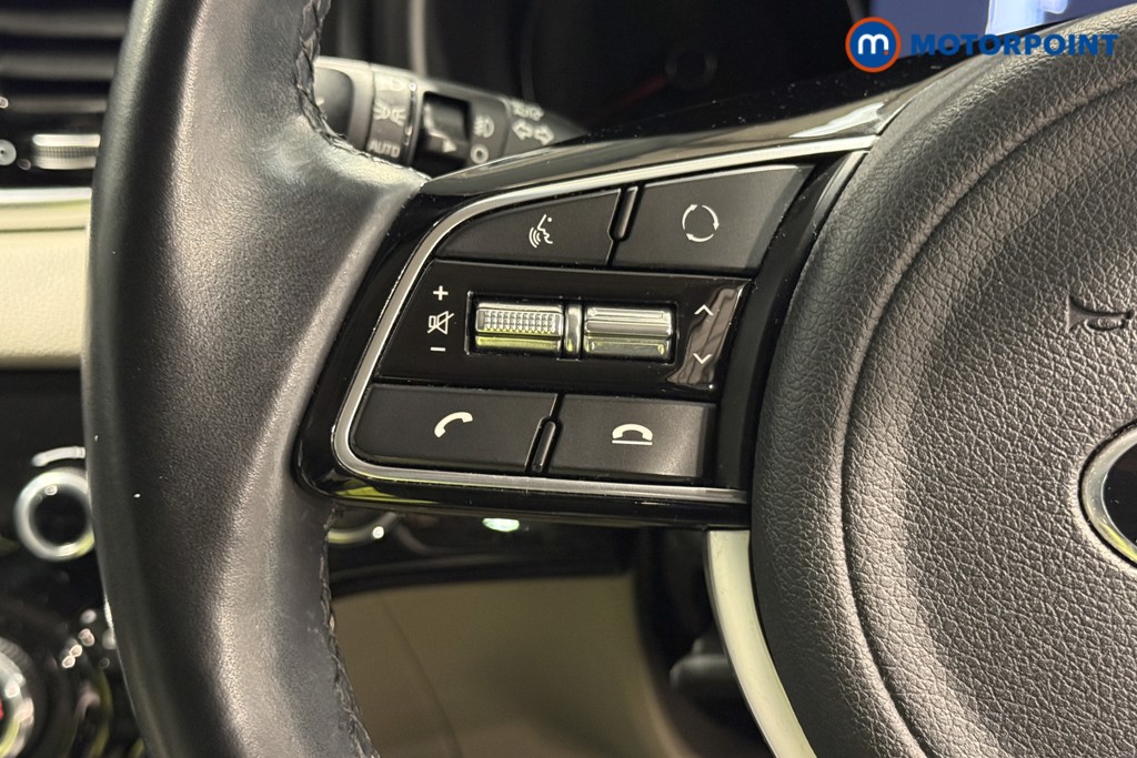 KIA Sportage Platinum Edition Manual Petrol SUV - Stock Number (1574864) - 4th supplementary image