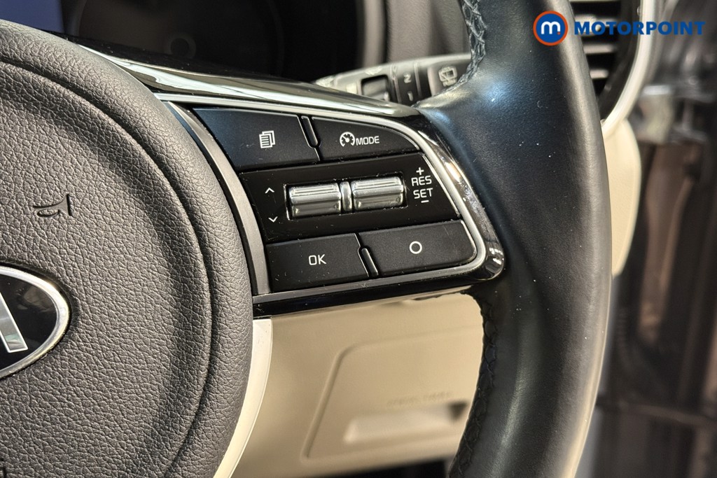 KIA Sportage Platinum Edition Manual Petrol SUV - Stock Number (1574864) - 5th supplementary image