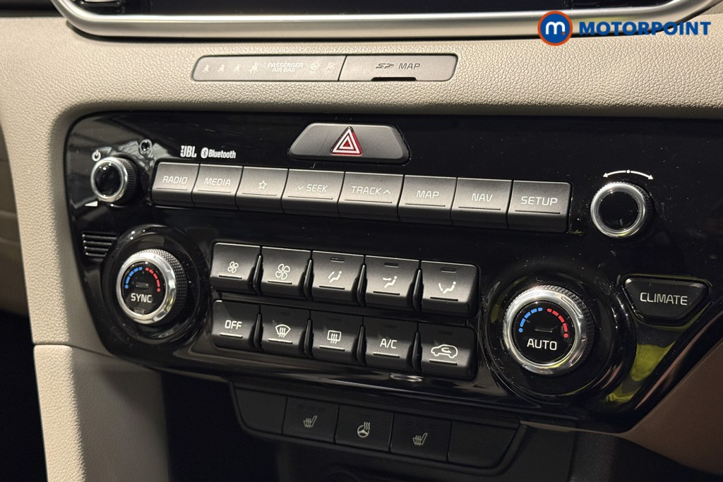 KIA Sportage Platinum Edition Manual Petrol SUV - Stock Number (1574864) - 14th supplementary image