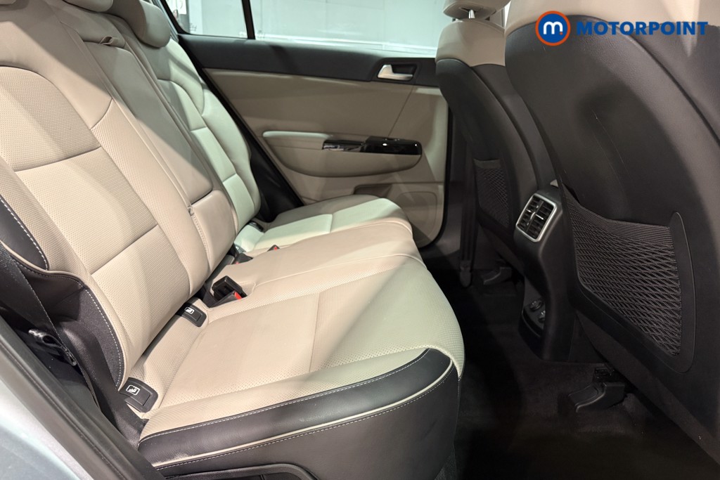 KIA Sportage Platinum Edition Manual Petrol SUV - Stock Number (1574864) - 28th supplementary image