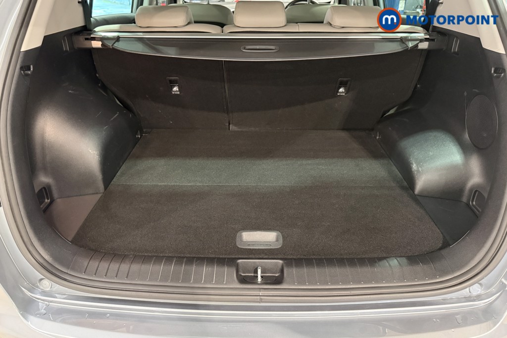 KIA Sportage Platinum Edition Manual Petrol SUV - Stock Number (1574864) - 33rd supplementary image