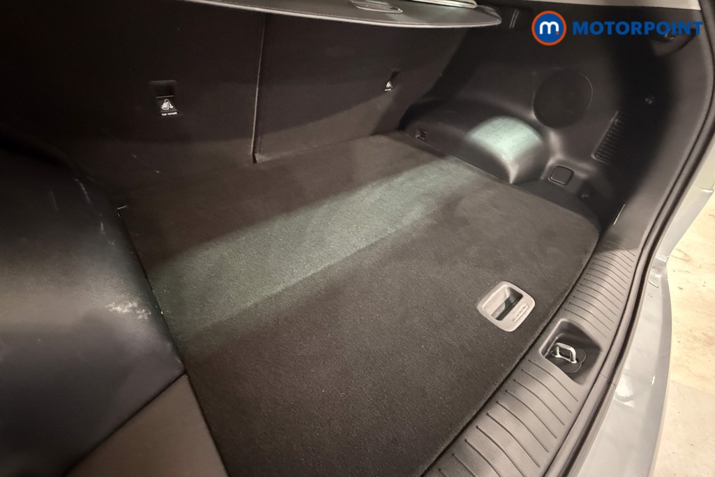 KIA Sportage Platinum Edition Manual Petrol SUV - Stock Number (1574864) - 35th supplementary image