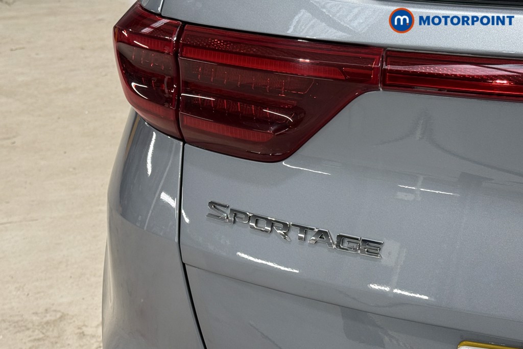 KIA Sportage Platinum Edition Manual Petrol SUV - Stock Number (1574864) - 44th supplementary image