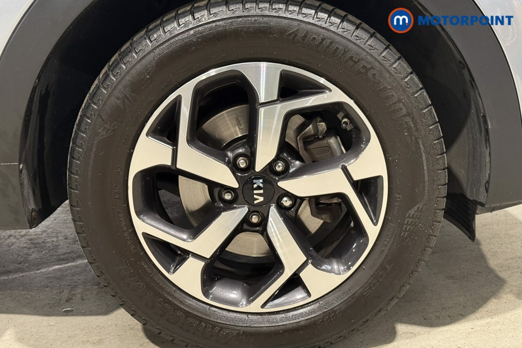 KIA Sportage Platinum Edition Manual Petrol SUV - Stock Number (1574864) - 53rd supplementary image