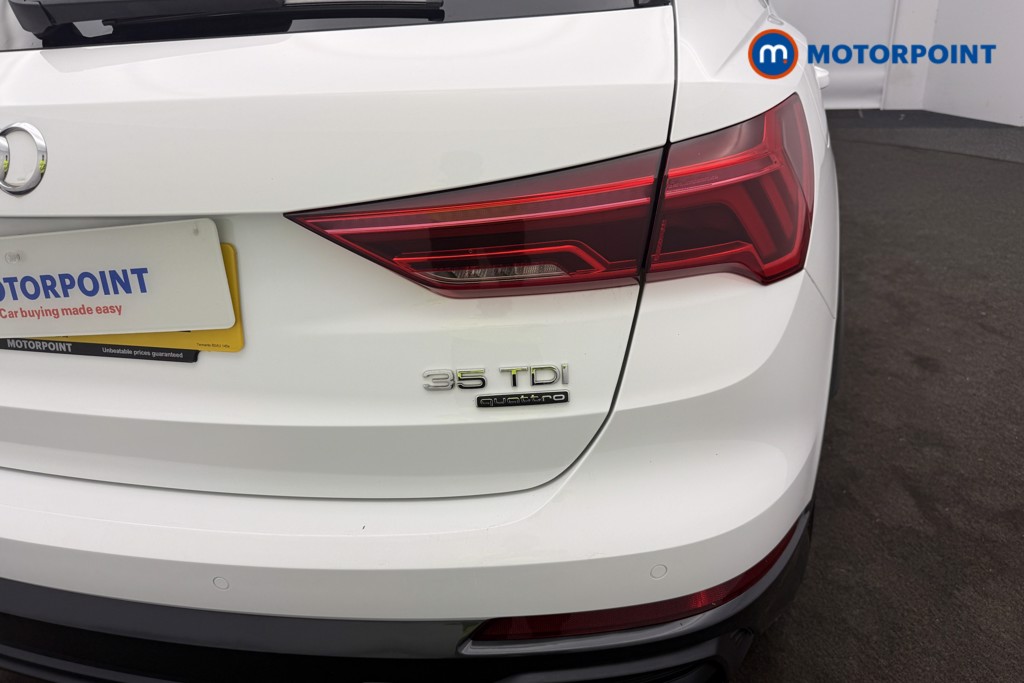 Audi Q3 Black Edition Automatic Diesel SUV - Stock Number (1576137) - 8th supplementary image
