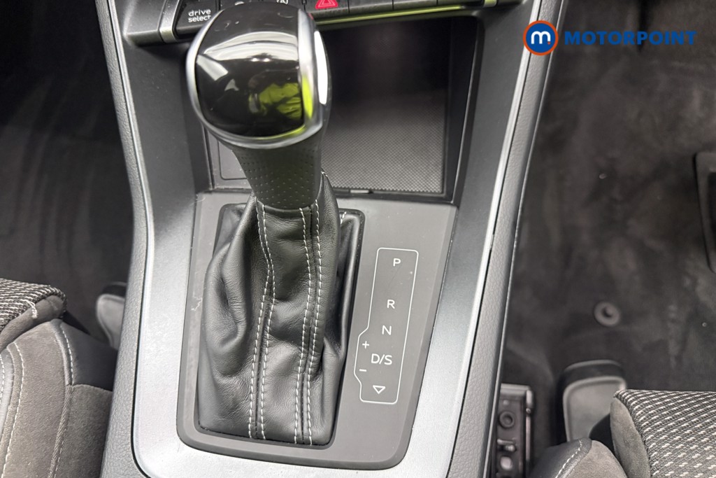 Audi Q3 Black Edition Automatic Diesel SUV - Stock Number (1576137) - 20th supplementary image