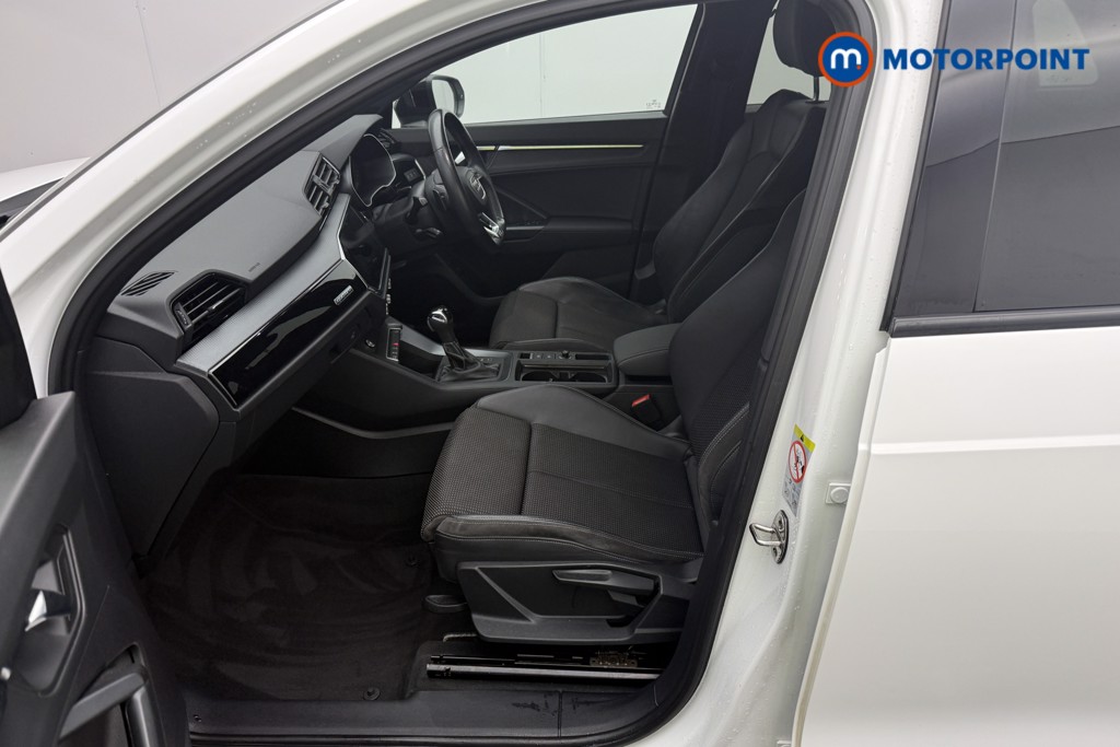Audi Q3 Black Edition Automatic Diesel SUV - Stock Number (1576137) - 1st supplementary image