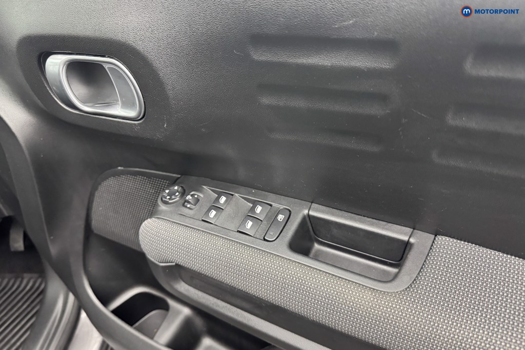 Citroen C3 Aircross Shine Automatic Petrol SUV - Stock Number (1576480) - 23rd supplementary image