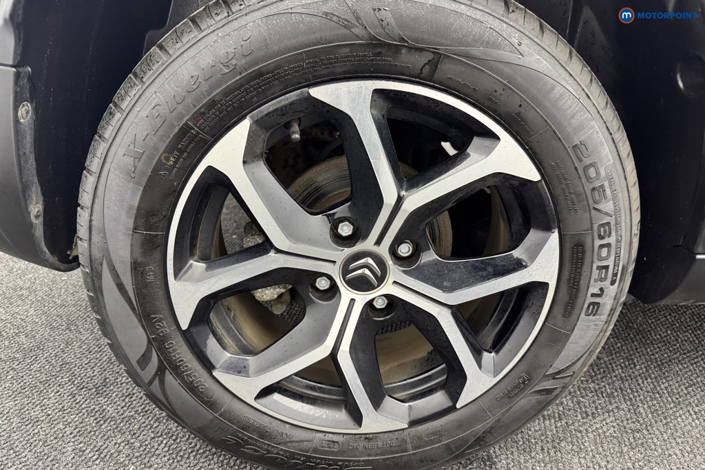 Citroen C3 Aircross Shine Automatic Petrol SUV - Stock Number (1576480) - 33rd supplementary image