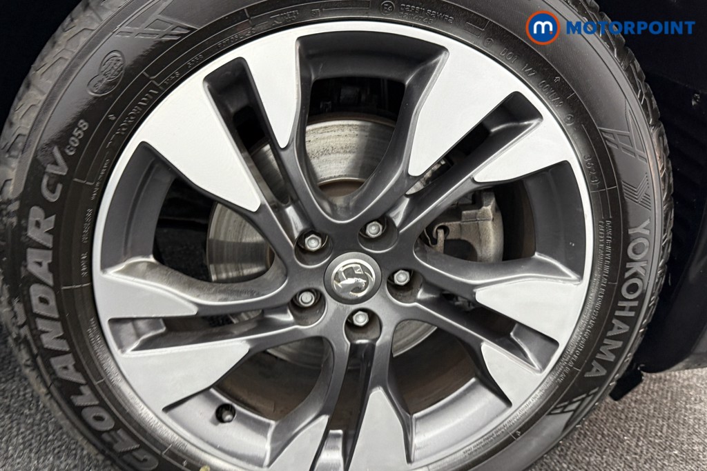 Vauxhall Grandland X Sport Nav Manual Diesel SUV - Stock Number (1576811) - 32nd supplementary image
