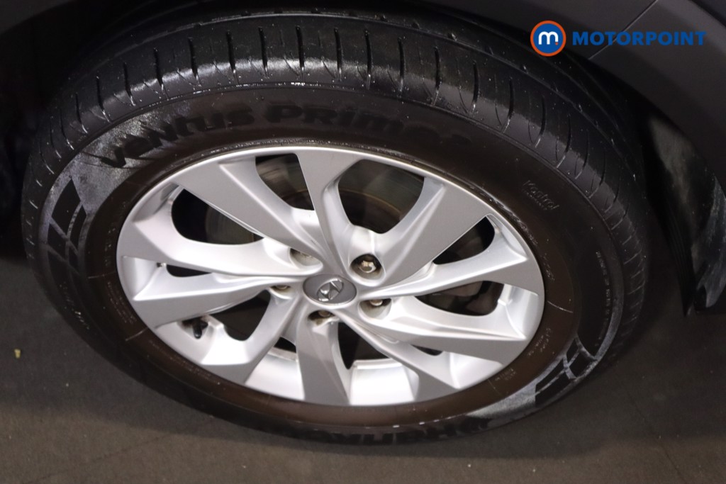 Hyundai Tucson Se Nav Manual Petrol SUV - Stock Number (1577001) - 11th supplementary image