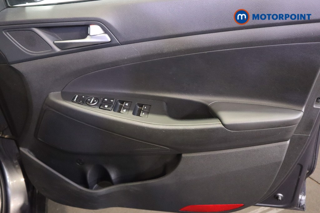 Hyundai Tucson Se Nav Manual Petrol SUV - Stock Number (1577001) - 13th supplementary image