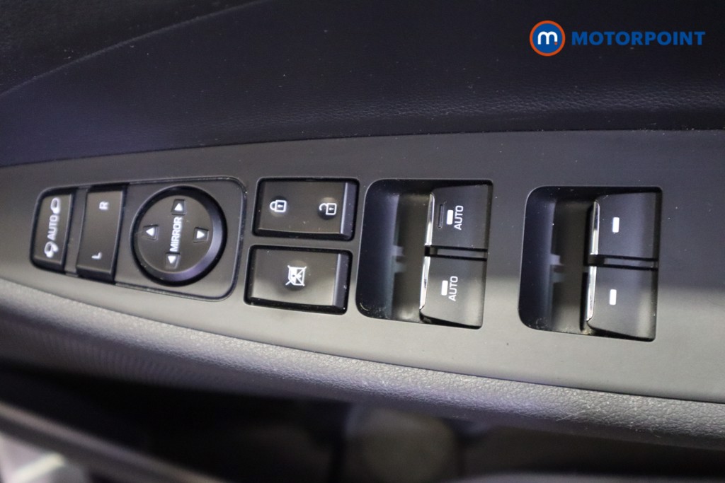 Hyundai Tucson Se Nav Manual Petrol SUV - Stock Number (1577001) - 15th supplementary image