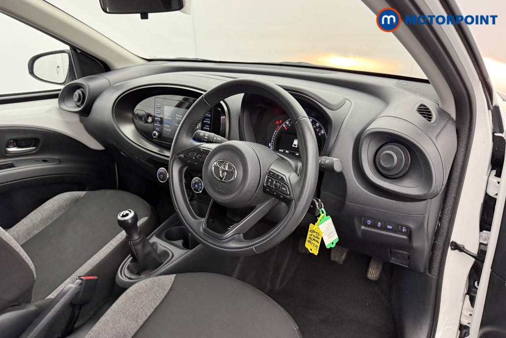 Toyota Aygo X Pure Manual Petrol Hatchback - Stock Number (1577512) - 3rd supplementary image