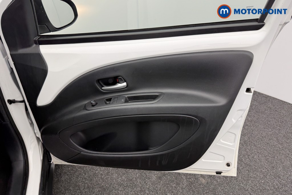 Toyota Aygo X Pure Manual Petrol Hatchback - Stock Number (1577512) - 14th supplementary image