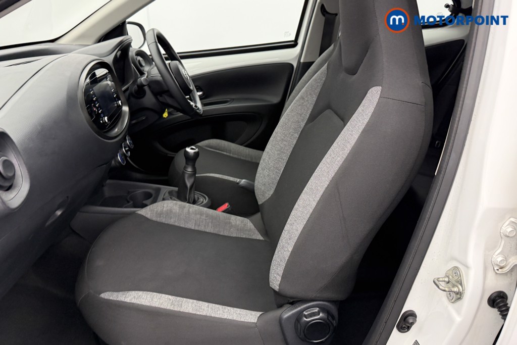 Toyota Aygo X Pure Manual Petrol Hatchback - Stock Number (1577512) - 17th supplementary image