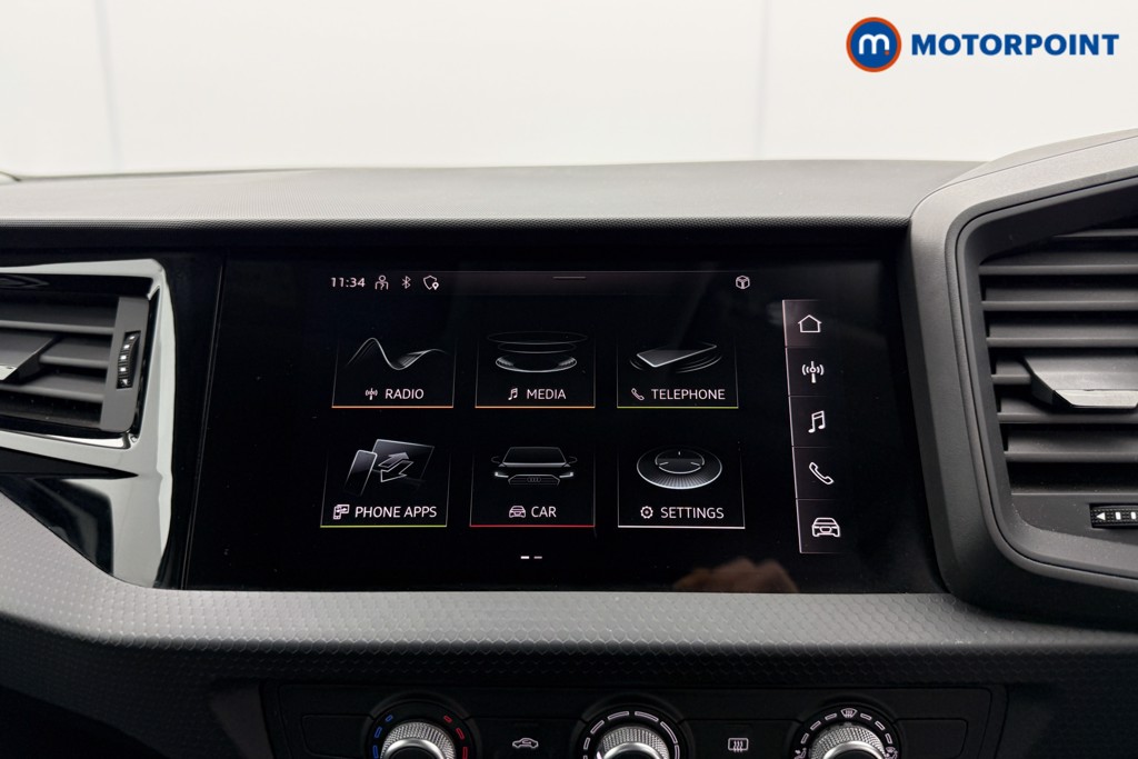 Audi A1 Technik Manual Petrol Hatchback - Stock Number (1577908) - 8th supplementary image