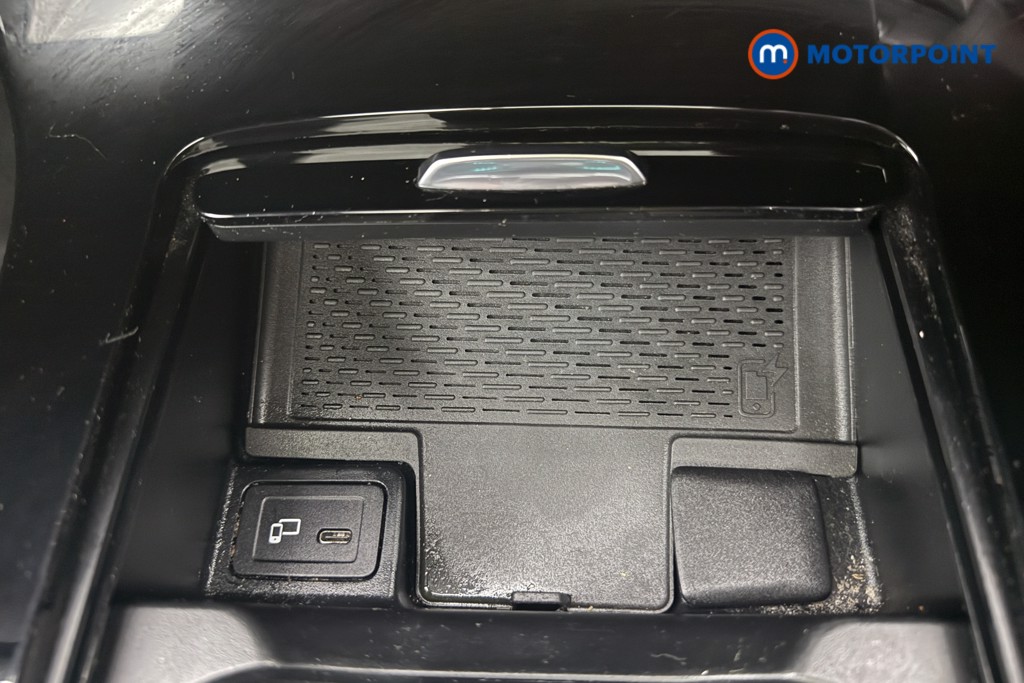 Mercedes-Benz A Class Amg Line Automatic Petrol Plug-In Hybrid Hatchback - Stock Number (1577989) - 14th supplementary image