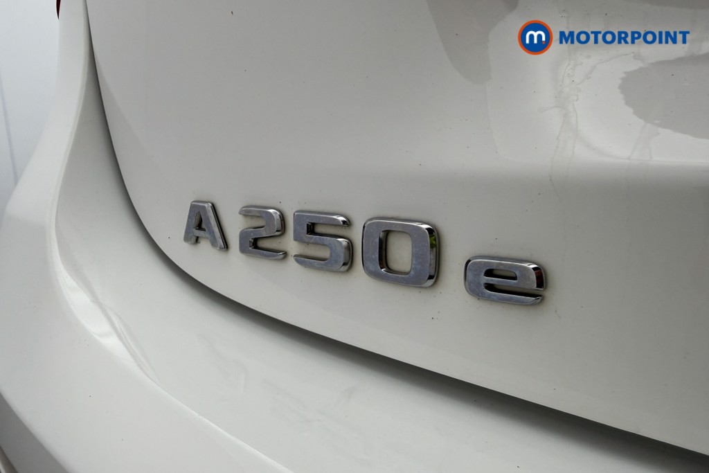 Mercedes-Benz A Class Amg Line Automatic Petrol Plug-In Hybrid Hatchback - Stock Number (1577989) - 21st supplementary image