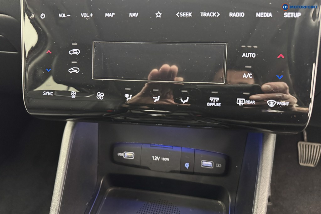 Hyundai Tucson Ultimate Manual Petrol SUV - Stock Number (1578460) - 17th supplementary image