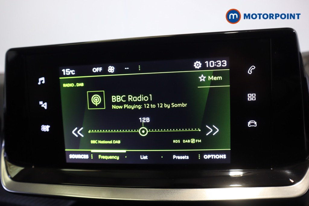 Peugeot 2008 Allure Premium Manual Petrol SUV - Stock Number (1578533) - 2nd supplementary image