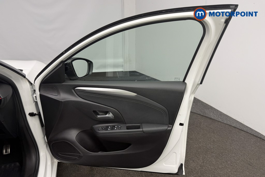 Vauxhall Corsa GS Manual Petrol Hatchback - Stock Number (1578570) - 17th supplementary image