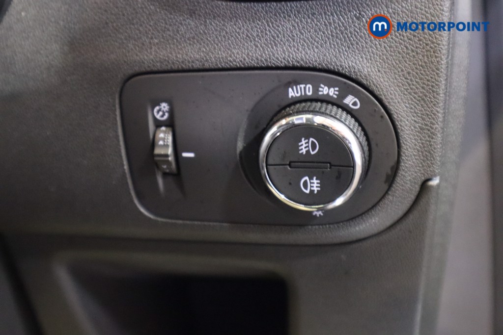 Vauxhall Crossland Ultimate Manual Diesel SUV - Stock Number (1578973) - 5th supplementary image