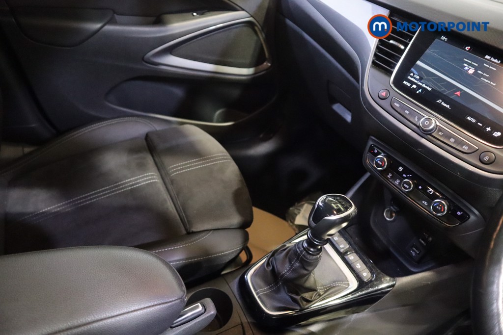 Vauxhall Crossland Ultimate Manual Diesel SUV - Stock Number (1578973) - 1st supplementary image