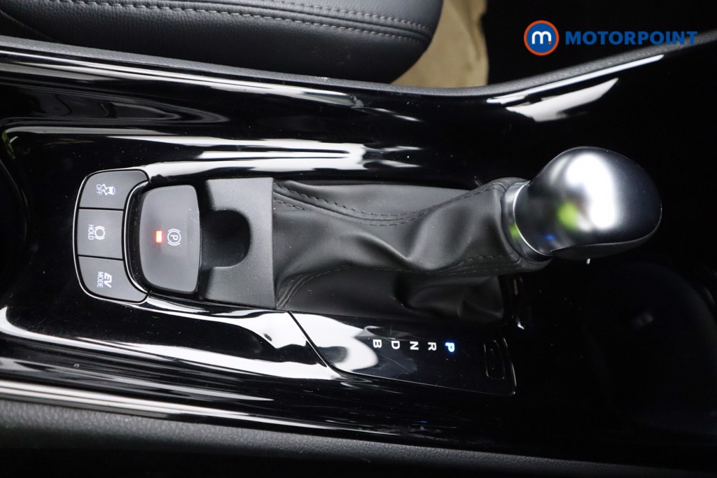 Toyota C-Hr Design Automatic Petrol-Electric Hybrid SUV - Stock Number (1579098) - 4th supplementary image