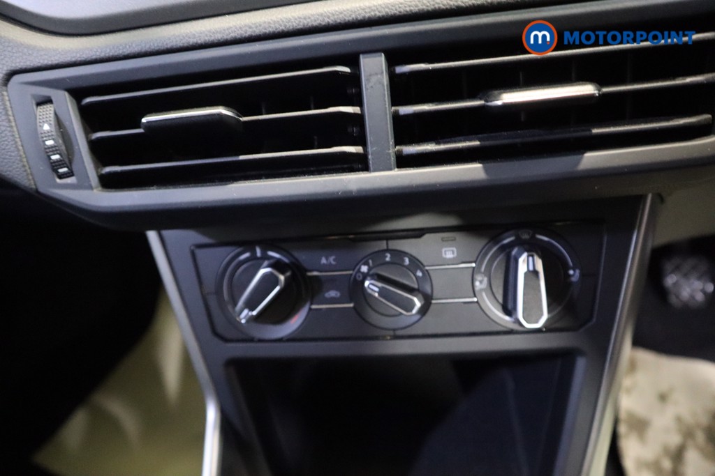 Volkswagen Polo Match Manual Petrol Hatchback - Stock Number (1579235) - 5th supplementary image